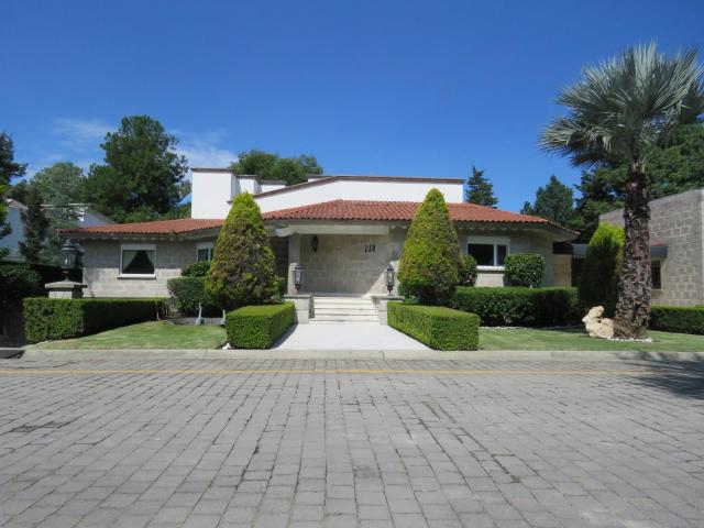 Casa en venta en Colonia Juárez, Fraccionamiento y Club de Golf los Encinos
