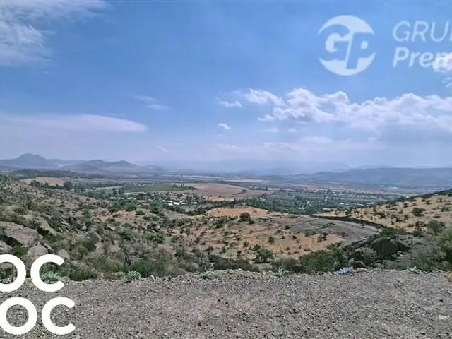 Casa en venta en Algarrobal, Metropolitana