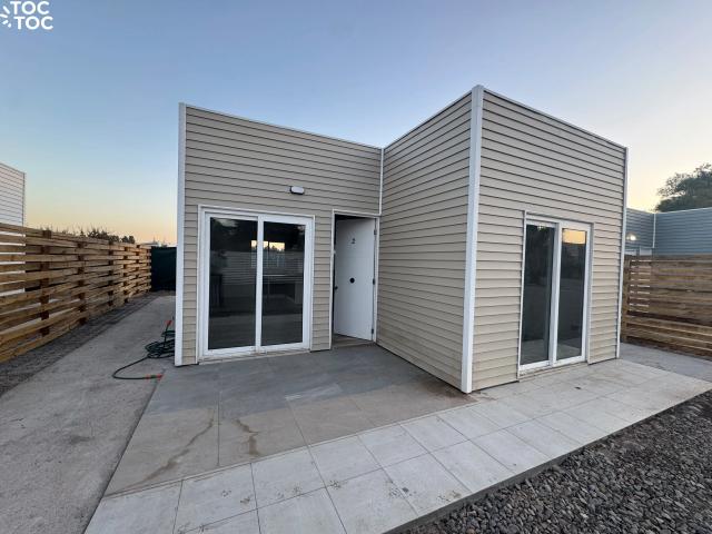 Casa en arriendo en Algarrobal, Metropolitana