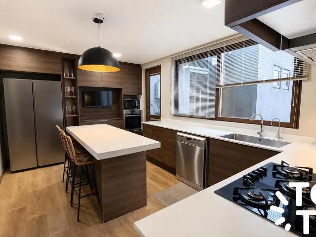 Casa en arriendo en Algarrobal, Metropolitana
