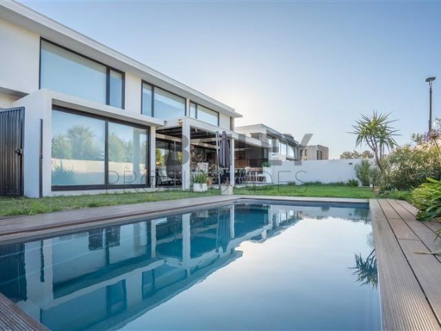 Casa en arriendo en Pinares de Montemar, Concón
