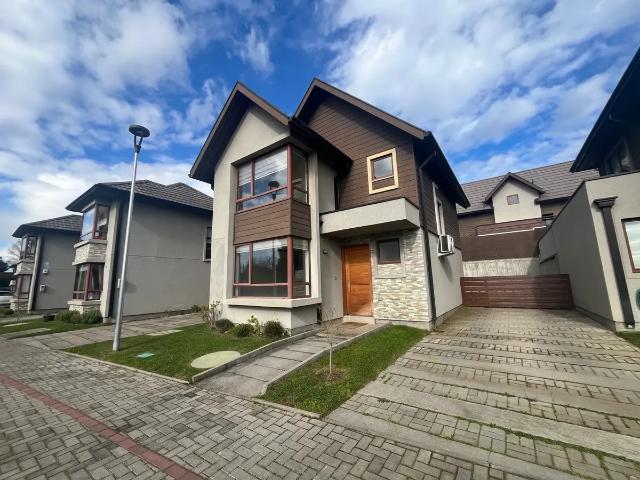 Casa en arriendo en Villa Pinares, Los Ángeles
