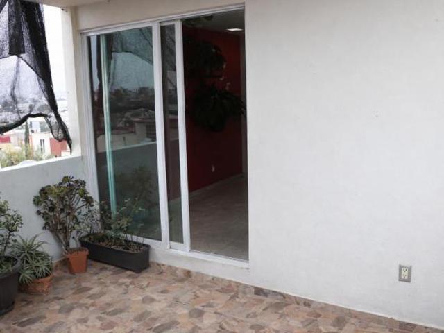 Casa en condominio en Paseo de la Fe 24, Cuautitlán Izcalli con 4 recámaras y 2 baños