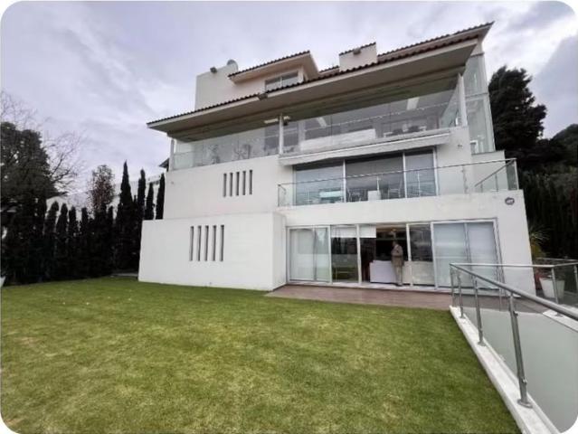 Casa en renta en Colonia Juárez, Fraccionamiento y Club de Golf los Encinos