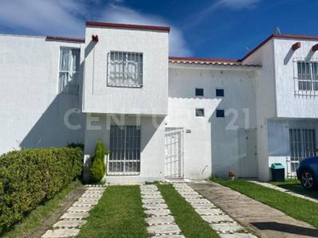 Casa en renta en San Antonio la Isla, San Lucas Tepemajalco