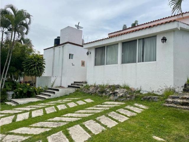 Casa en renta en Fraccionamiento Burgos de Cuernavaca, Tres de Mayo