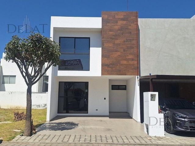 Casa en renta en Juan C. Bonilla, Puebla