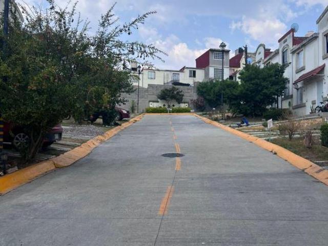 CASA EN CONDOMINIO EN URBI VILLA DEL REY