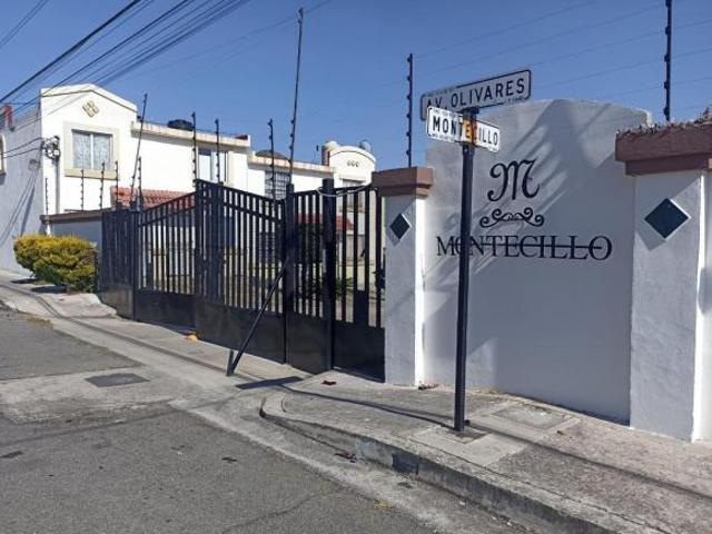 Casa en condominio en URBI Villa del rey