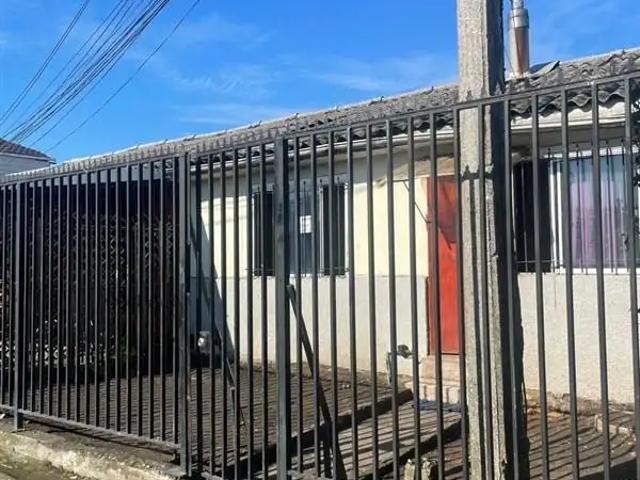 Casa en venta en Camilo Olavarría, Coronel