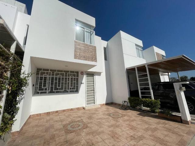 Casa en renta en Manzanillo