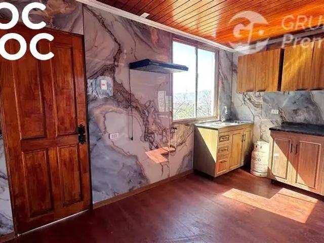 Casa en arriendo en La Aurora, Metropolitana