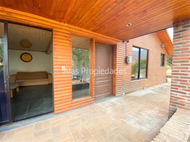 Casa en arriendo en Curacaví, Provincia de Melipilla