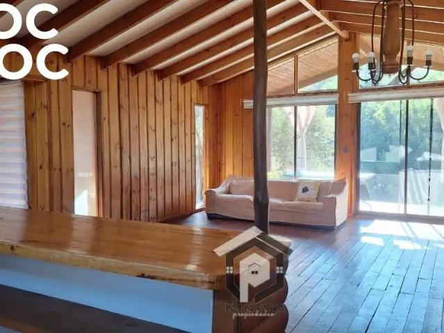 Casa en arriendo en La Aurora, Metropolitana