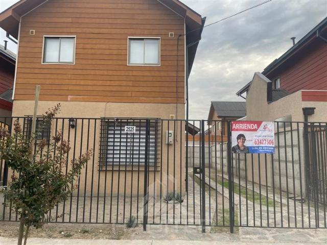 Casa en arriendo en Monte Grande, Maule