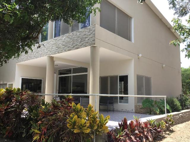 Casa venta en El Carmen, Ica