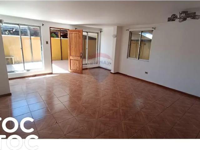Casa en arriendo en El Monte, Metropolitana