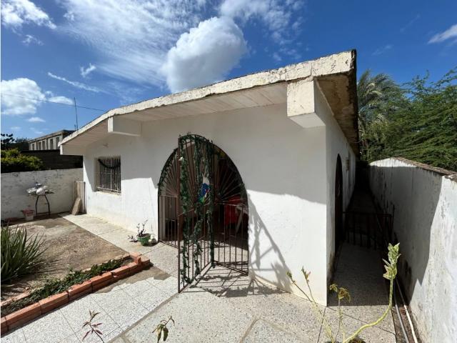 Casa en venta en La Fuente, Sucre