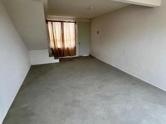 ¡Casa en Esquina con Terreno Excedente – Oportunidad Única!