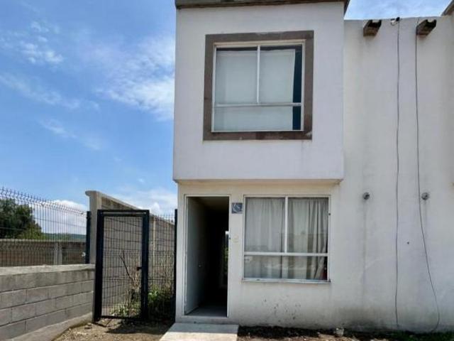 ¡Casa en Esquina con Terreno Excedente – Oportunidad Única!