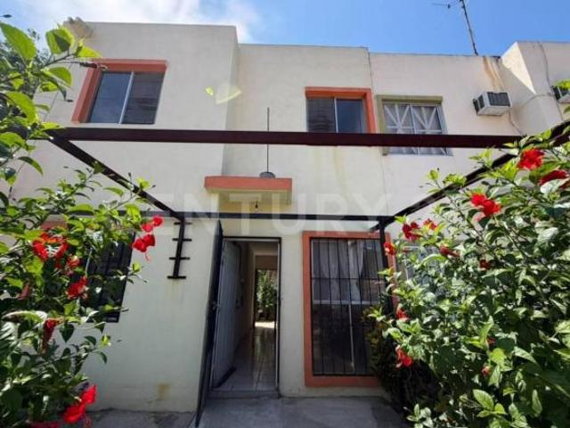 Casa en venta en Manzanillo, Colima