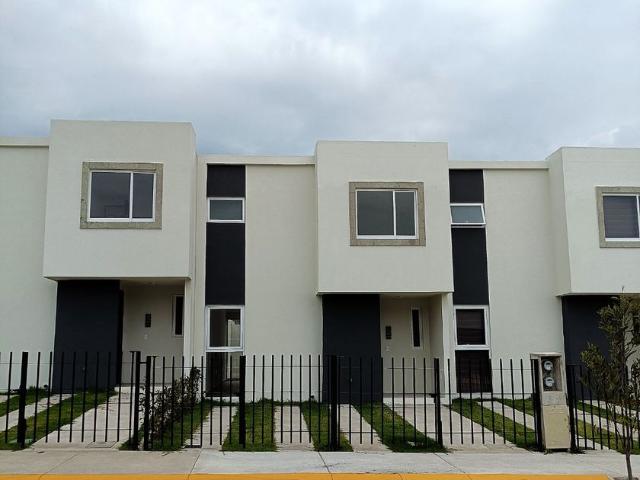 Casa en renta en Residencial Hacienda de las Fuentes, Lomas Virreyes