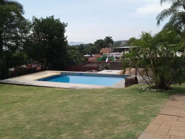 Casa en renta en Fraccionamiento Burgos de Cuernavaca, Tres de Mayo