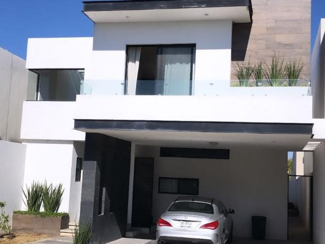 Casa en renta en Arteaga, Coahuila