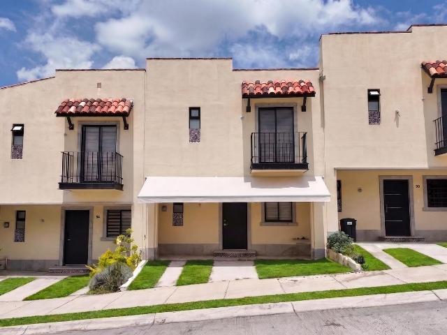 Casa en renta en San Agustín, Región Centro