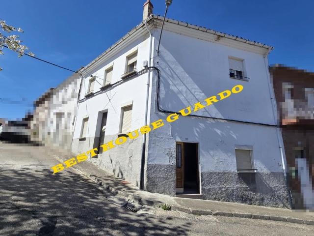 Casa en venta en Guardo, Castilla y León