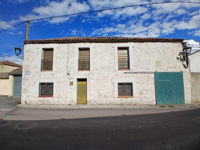 Casa en venta en Hontalbilla