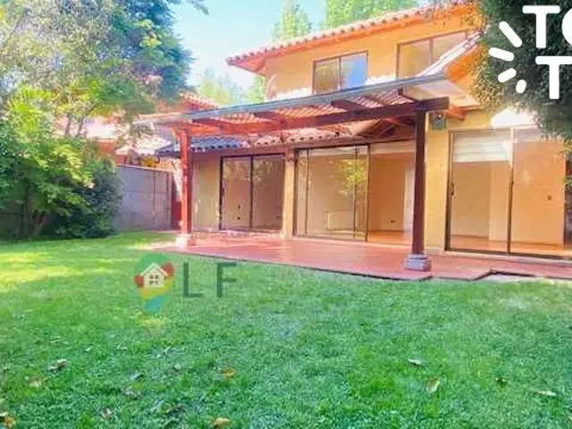 Casa en arriendo en Huechuraba, Metropolitana