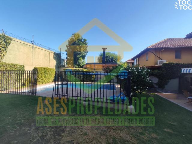 Casa en arriendo en Huechuraba, Metropolitana
