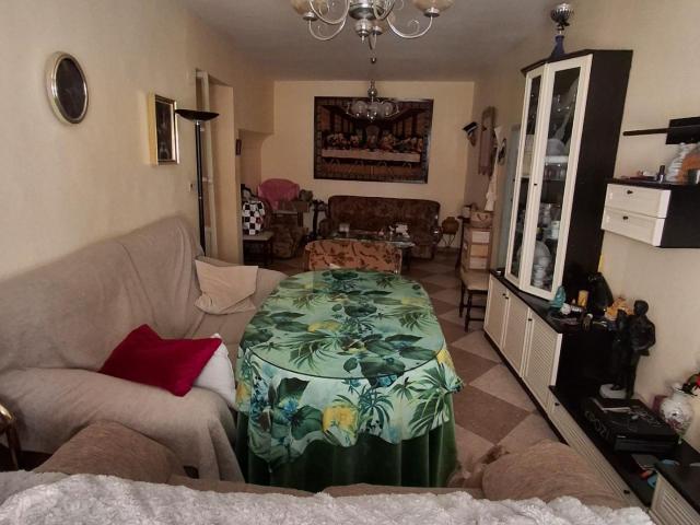 Casa en venta en Huelma, Andalucía