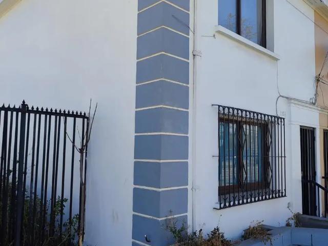 Casa en arriendo en Población Artesanos La Unión, Santiago