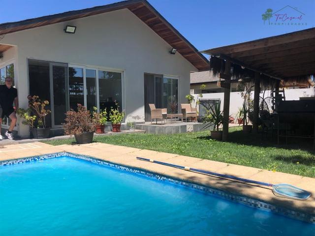 Casa en arriendo en Carampangue, Metropolitana
