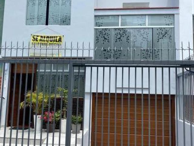Casa alquiler en Santiago De Surco, Lima Metropolitana