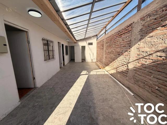 Casa en arriendo en La Cisterna, Metropolitana