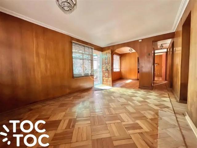 Casa en arriendo en La Cisterna, Metropolitana