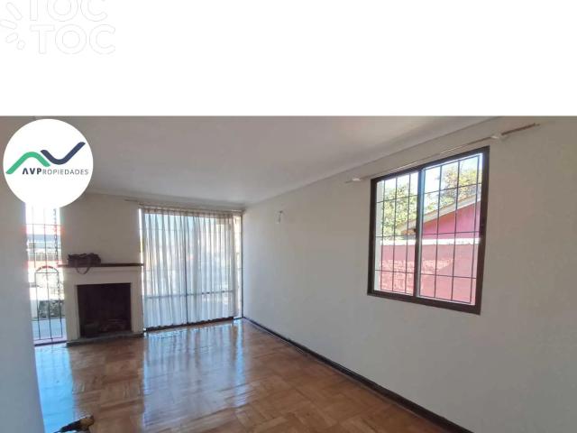 Casa en arriendo en La Cisterna, Metropolitana