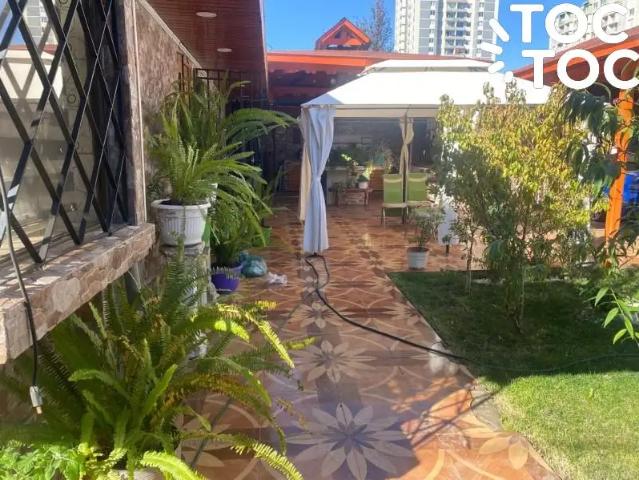 Casa en venta en La Cisterna, Metropolitana