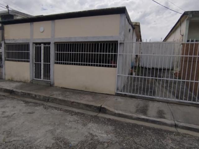 Casa en venta en Acarigua, Portuguesa
