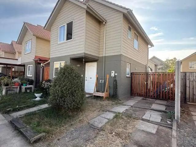 Casa en arriendo en Lo Vargas, Metropolitana