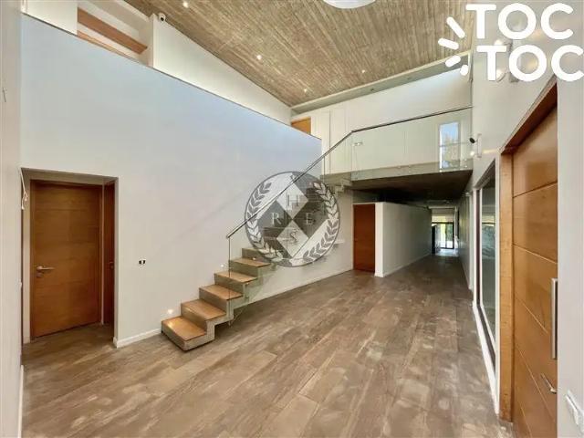 Casa en arriendo en Las Condes, Metropolitana
