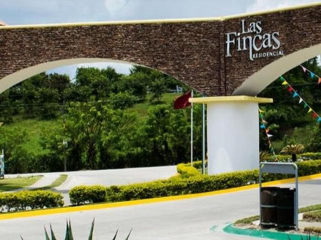 Casa en Las fincas residencial, Halliburton, 93295 Poza Rica de Hidalgo, Veracruz