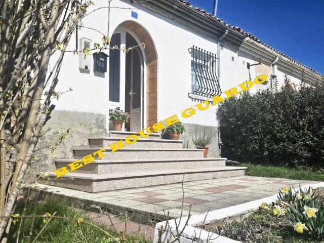 Casa en venta en Santibáñez De La Peña, Castilla y León