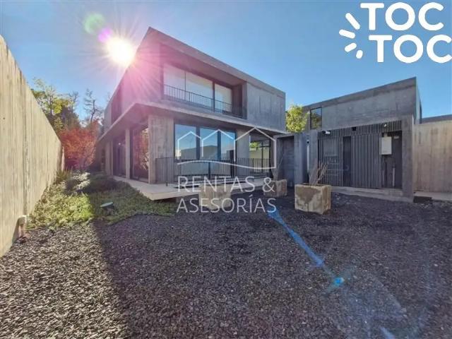 Casa en arriendo en El Rodeo, Metropolitana