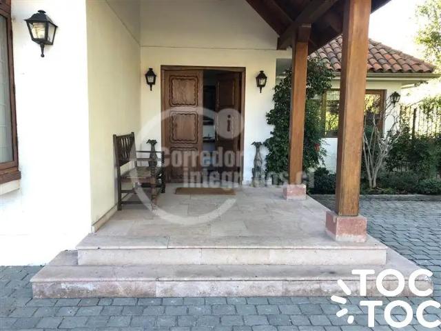 Casa en arriendo en El Rodeo, Metropolitana
