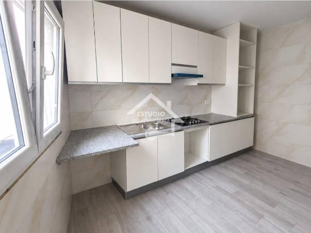 Casa en venta en Estellerria, Navarra