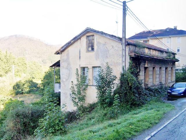 Casa en venta en Luarca, El Pontigón